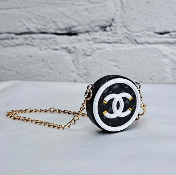 LUXURY INSPIRED BAG CHARM GOLD-TONE HARDWARE - Picture 8 of 10